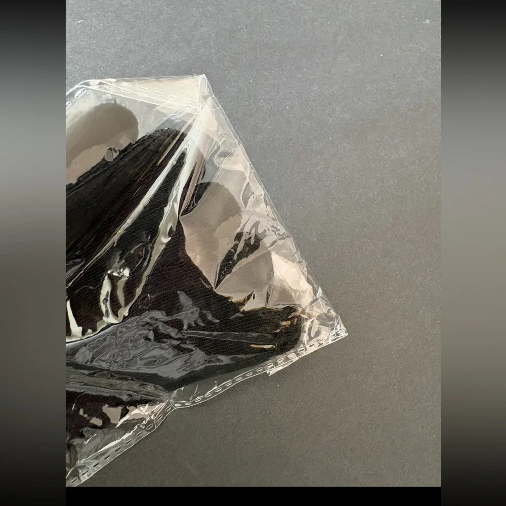 Black Toe Socks OS - Picture 4 of 4